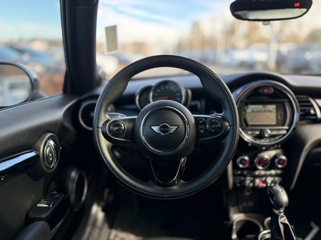 Used 2015 MINI Cooper S image 20