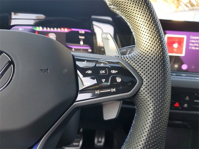 Certified 2024 Volkswagen Golf R image 28