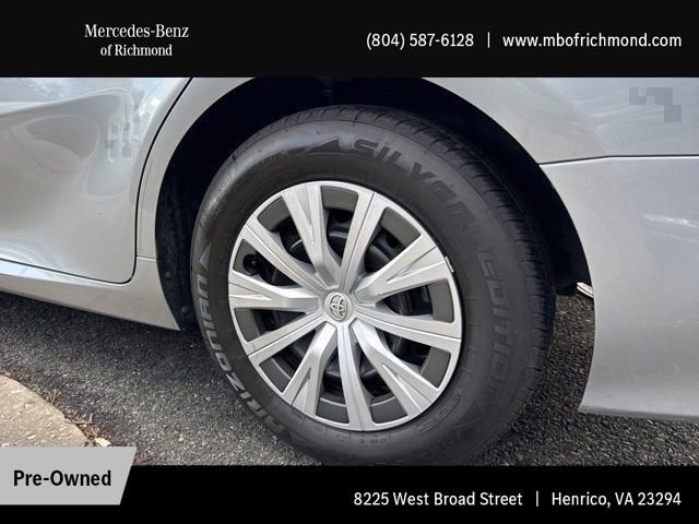 Used 2019 Toyota Camry LE image 6