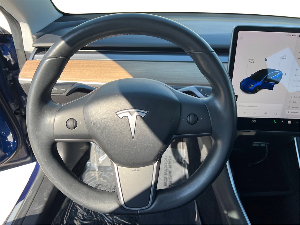 Used 2018 Tesla Model 3 Long Range image 16