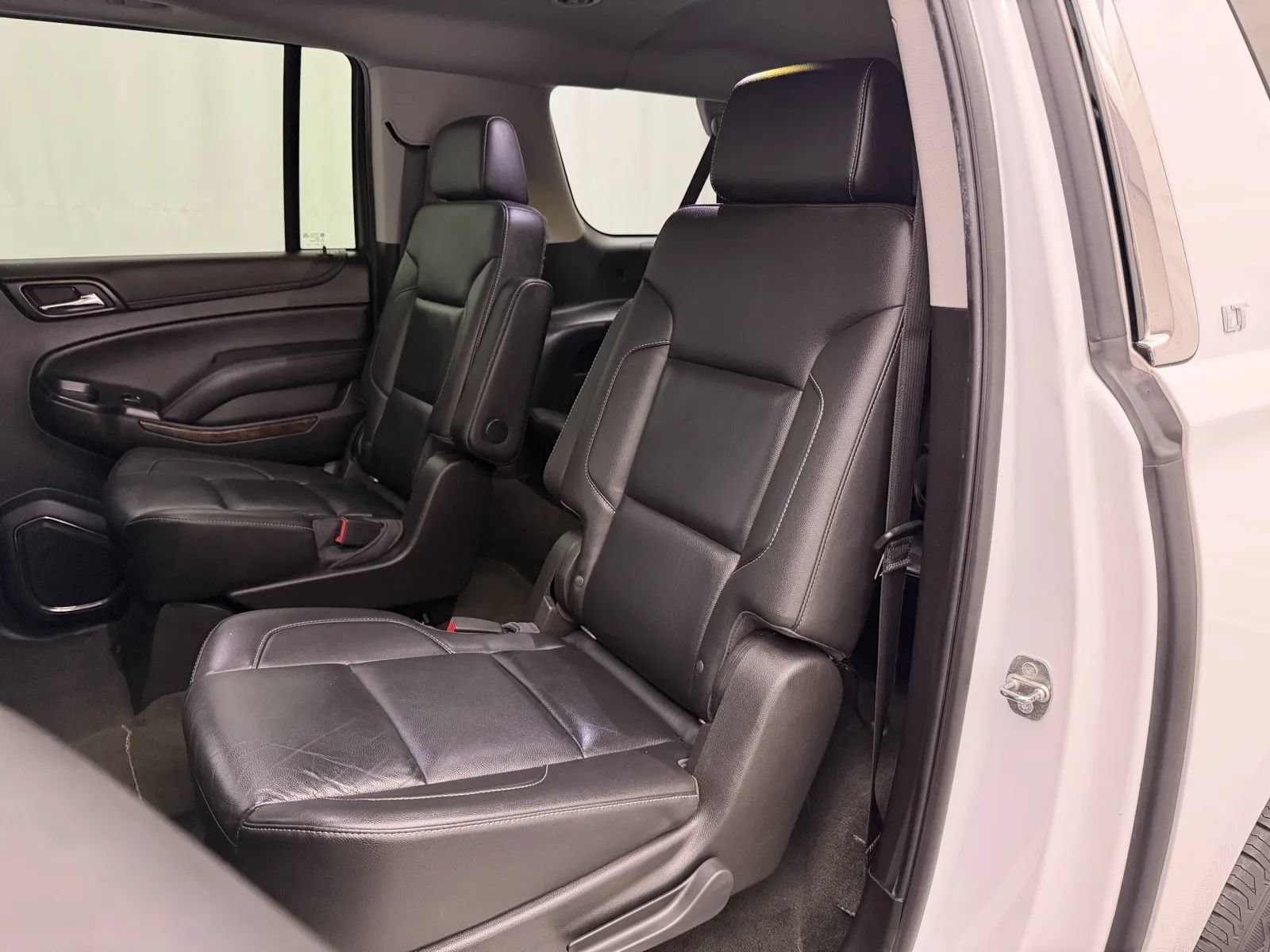 Used 2018 Chevrolet Suburban LT AWD/4WD image 26