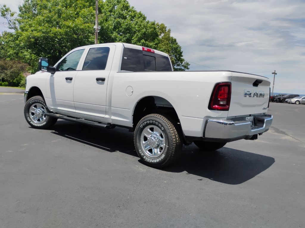 New 2026 RAM 2500 Tradesman AWD/4WD image 7