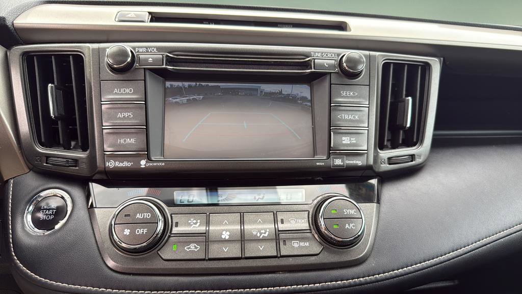 Used 2015 Toyota RAV4 Limited image 28