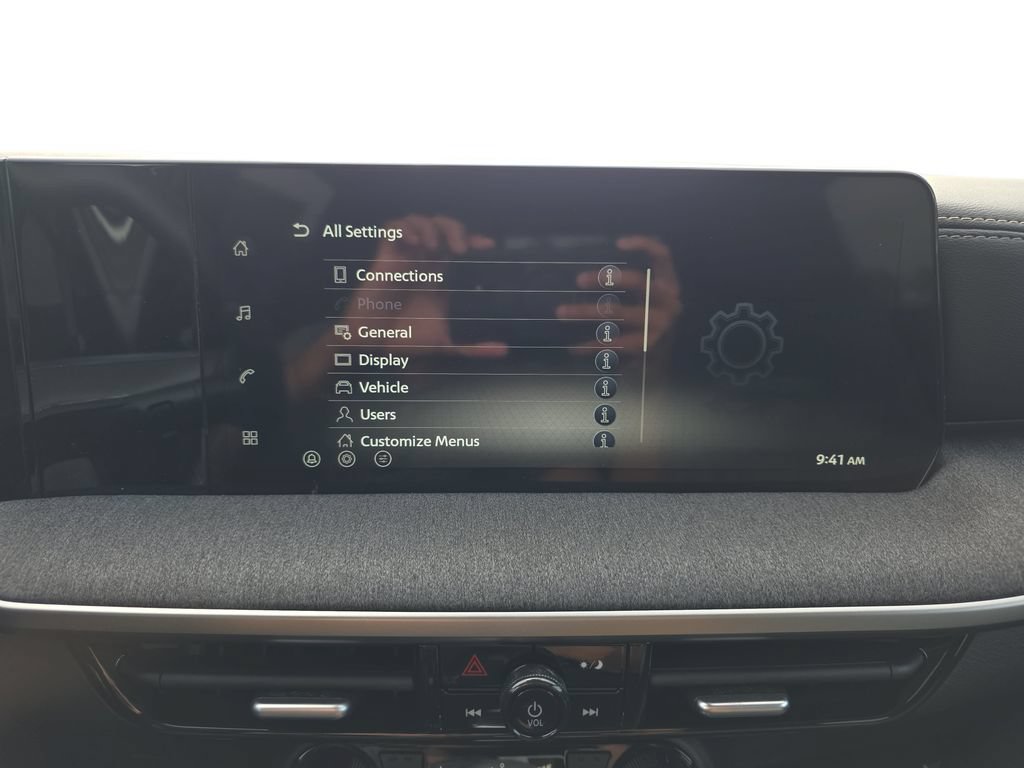 New 2026 Nissan Kicks SV w/ SV Premium Package FWD image 22