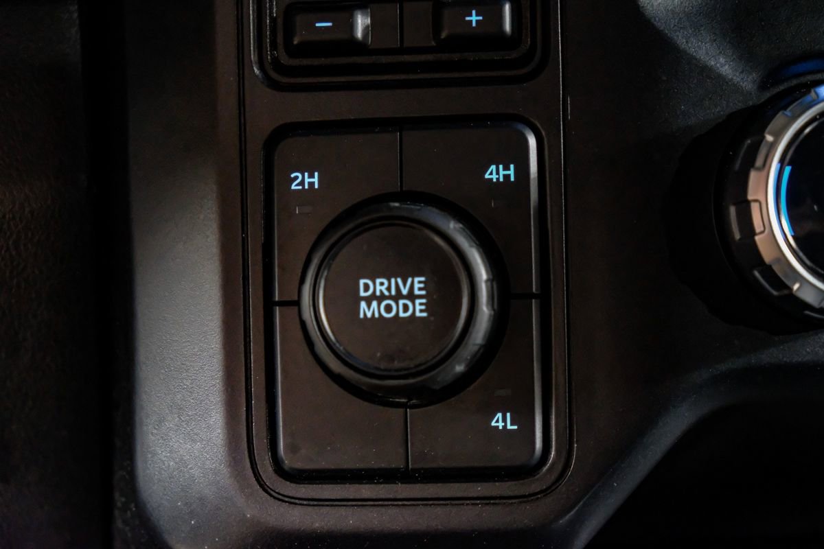 Used 2024 Ford F350 Platinum image 26