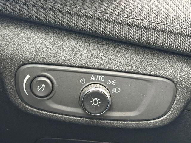 Used 2025 Chevrolet TrailBlazer LT FWD image 17