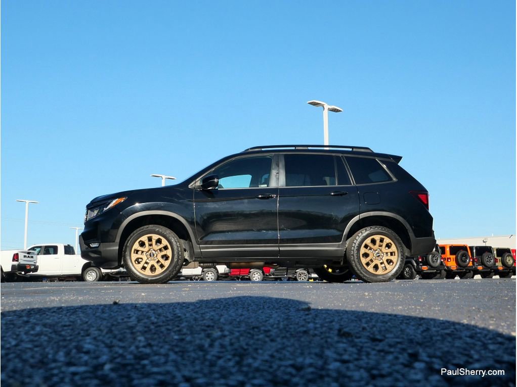 Used 2023 Honda Passport TrailSport image 16