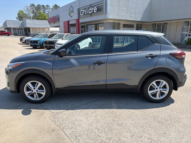 Certified 2025 Nissan Kicks Play S