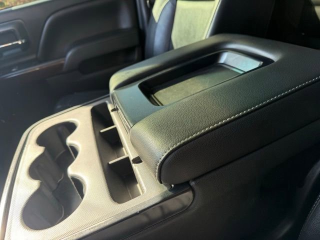 Used 2018 GMC Sierra 2500 SLT w/ Suspension Package, Off-Road image 28