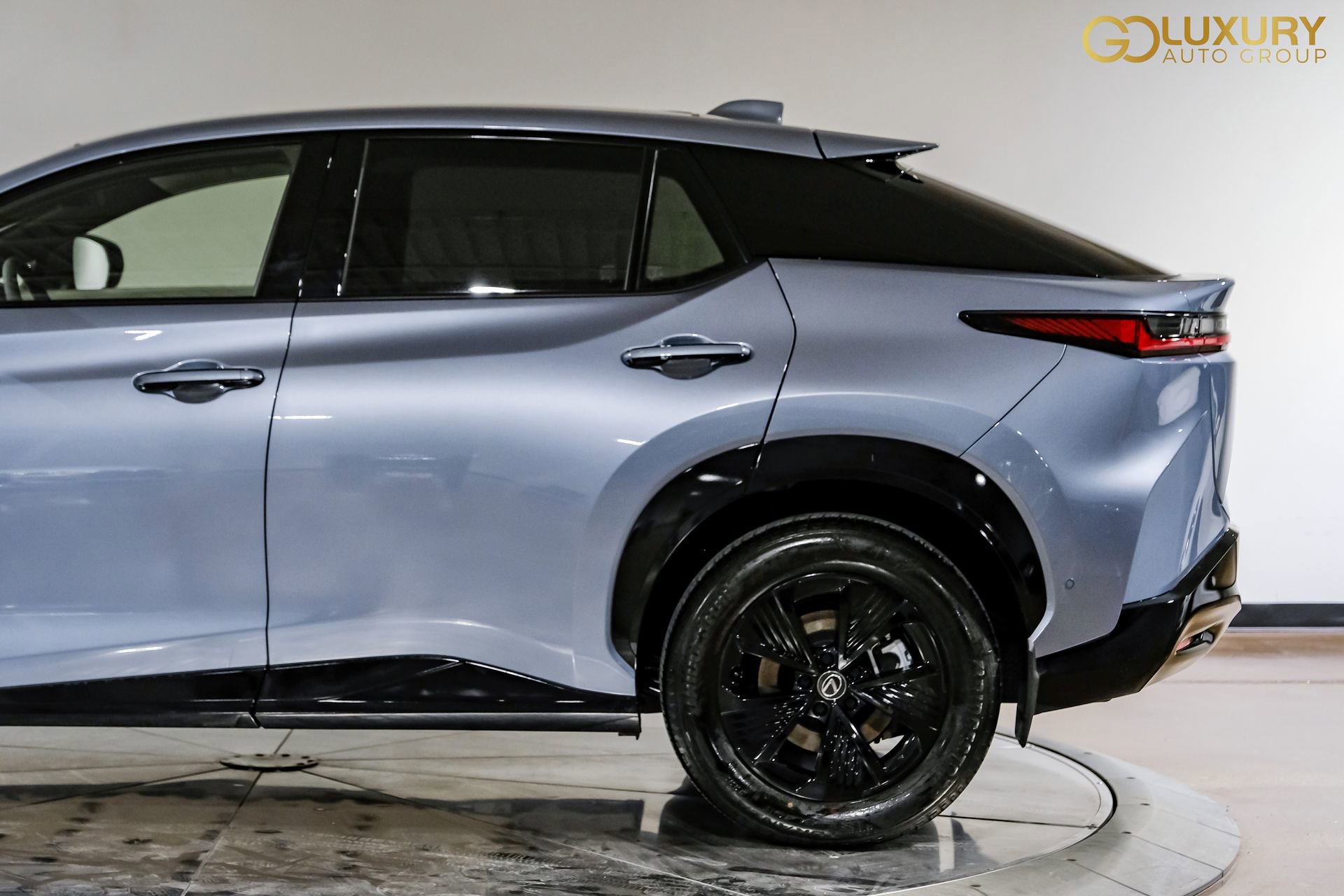 Used 2023 Lexus RZ 450e Premium image 15