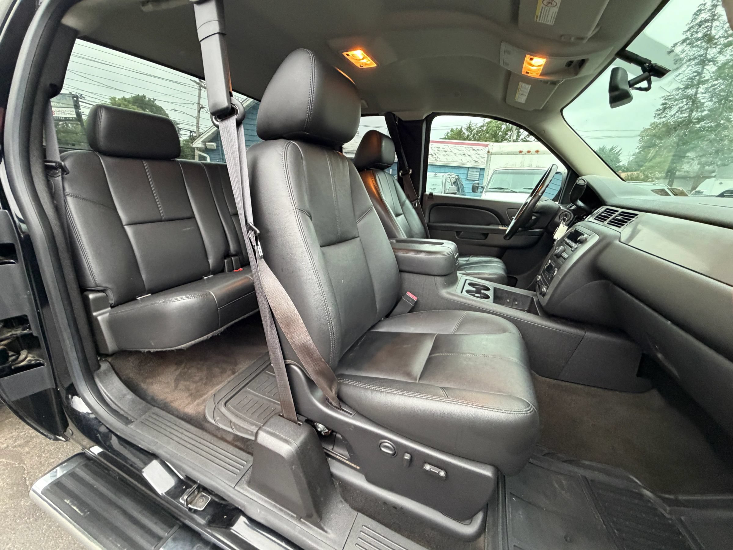 Used 2013 Chevrolet Silverado 2500 LTZ w/ LTZ Plus Package AWD/4WD image 31