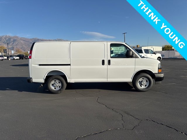 New 2025 Chevrolet Express 2500 w/ Enhanced Convenience Package image 8
