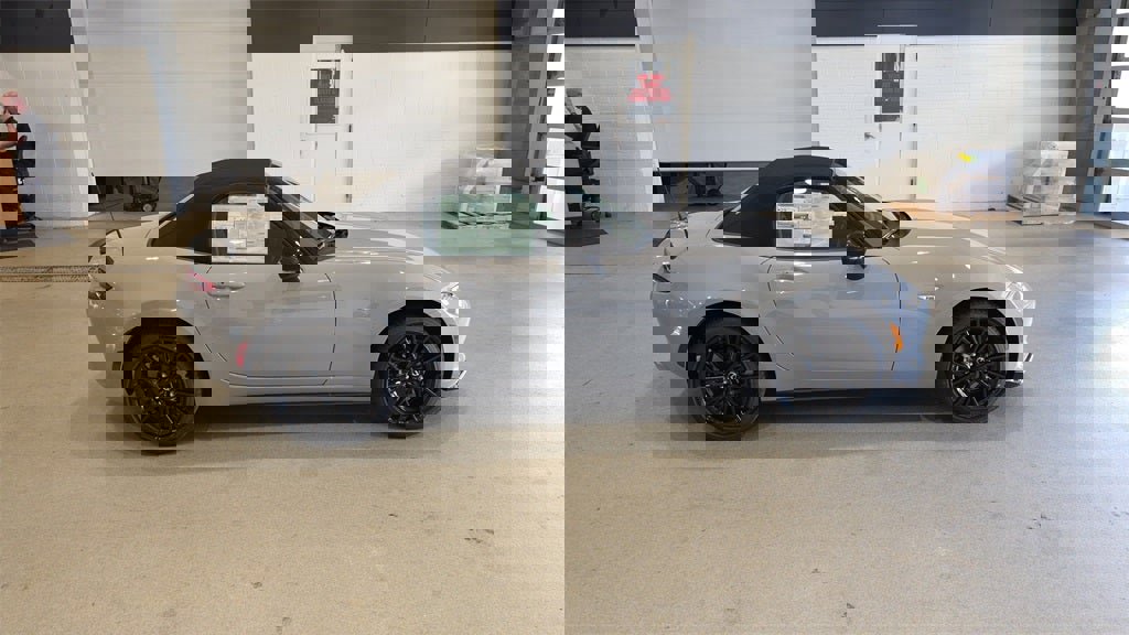 New 2025 MAZDA MX-5 Miata Club image 5