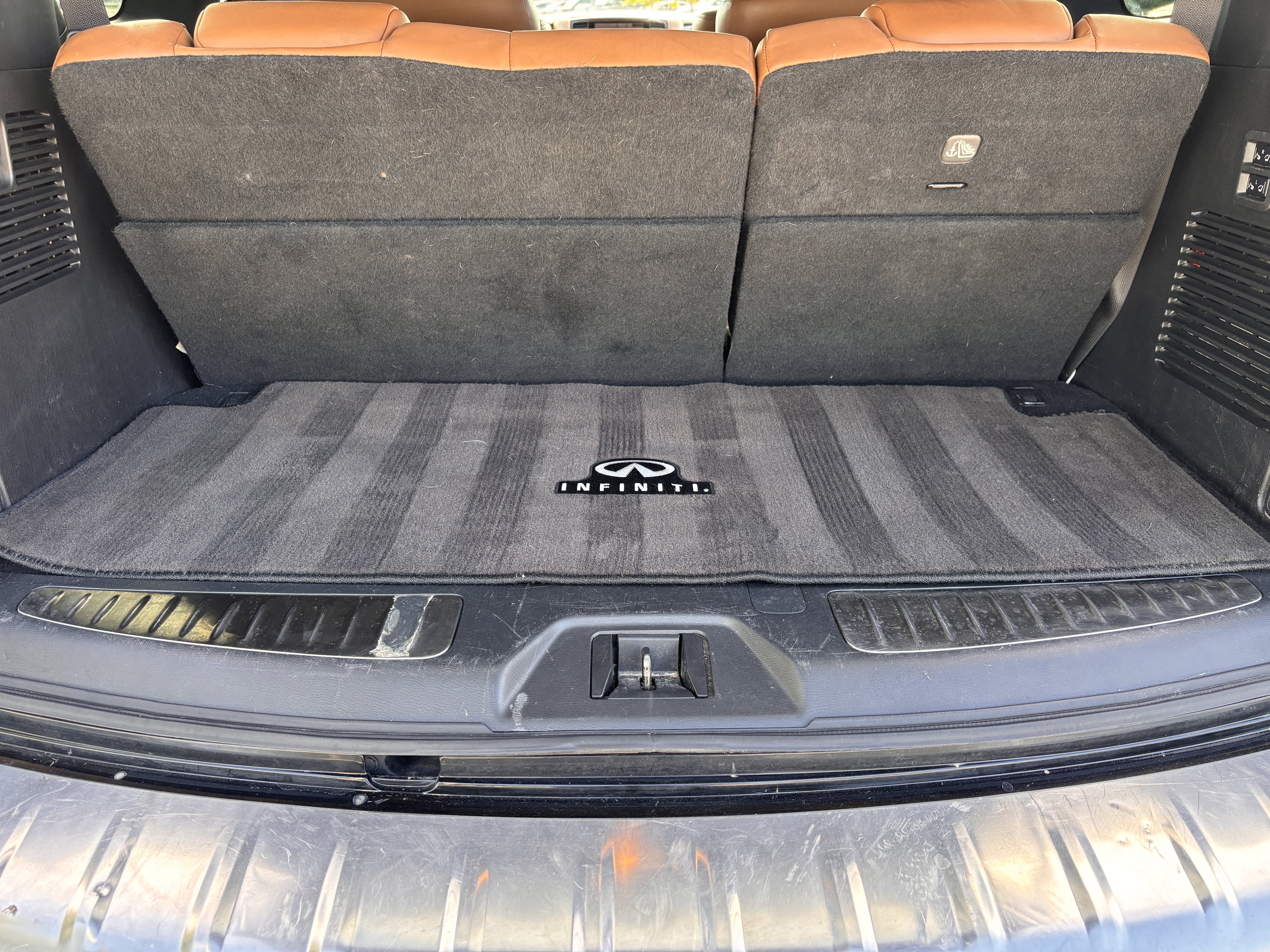 Used 2021 INFINITI QX80 Sensory w/ Cargo Package AWD/4WD image 39