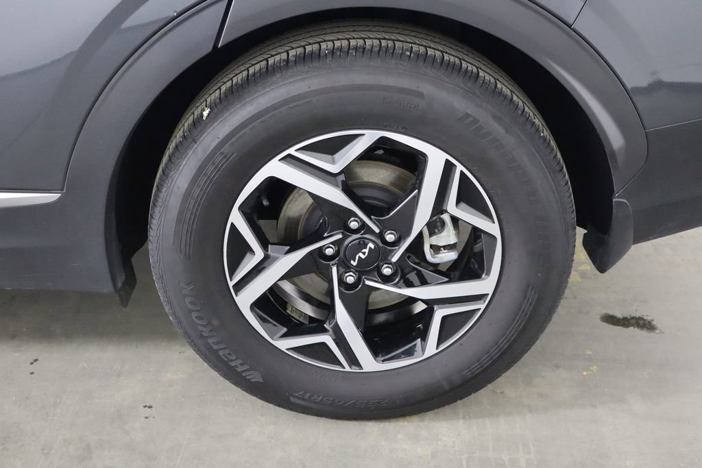Used 2024 Kia Sportage LX image 37