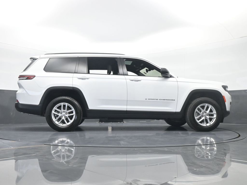 Used 2024 Jeep Grand Cherokee L Laredo image 61