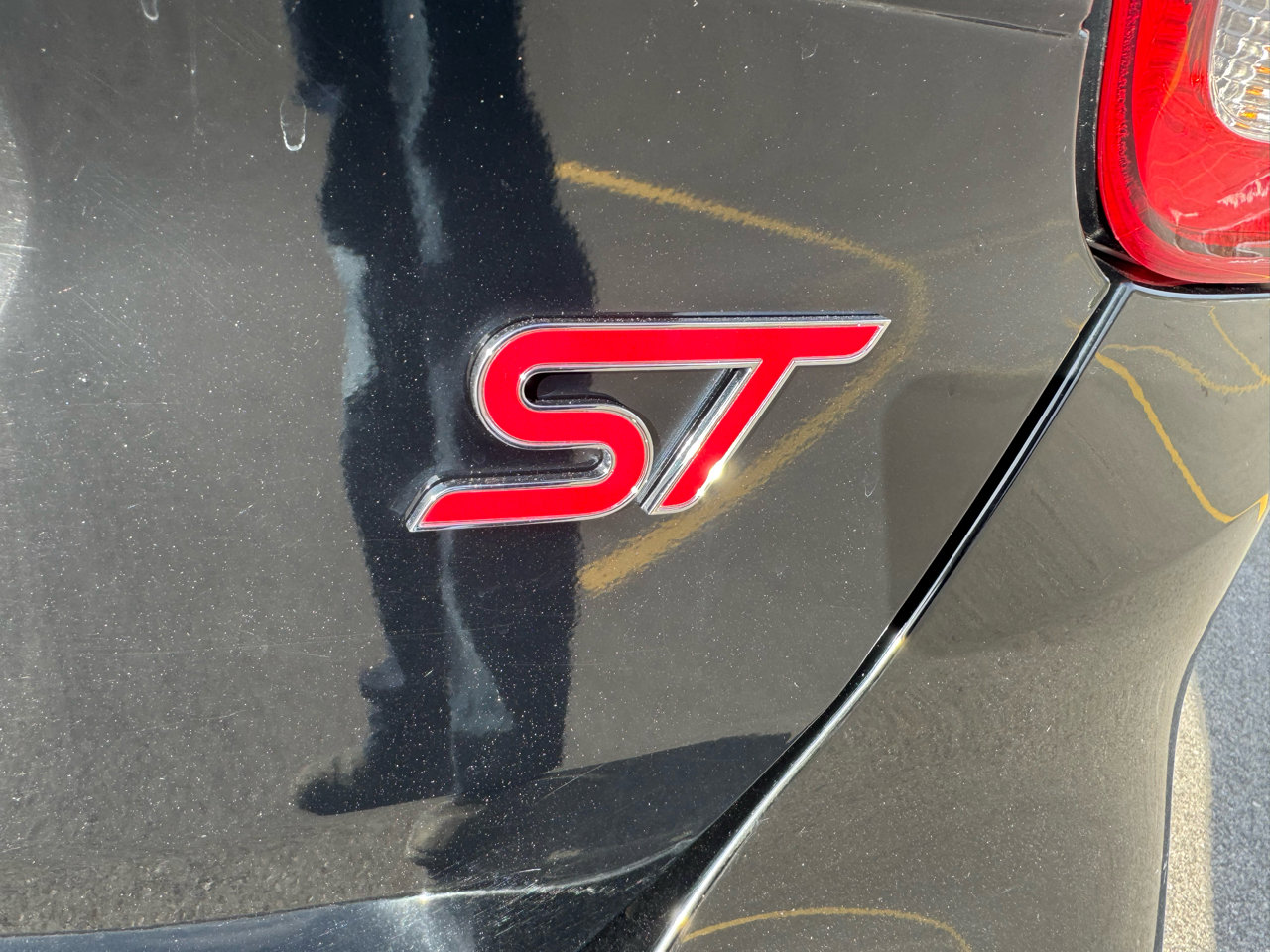 Used 2016 Ford Focus ST w/ Equipment Group 401A image 13