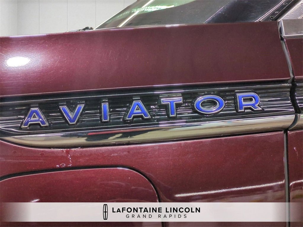 Certified 2020 Lincoln Aviator Black Label Grand Touring w/ Class IV Trailer Tow Package image 10