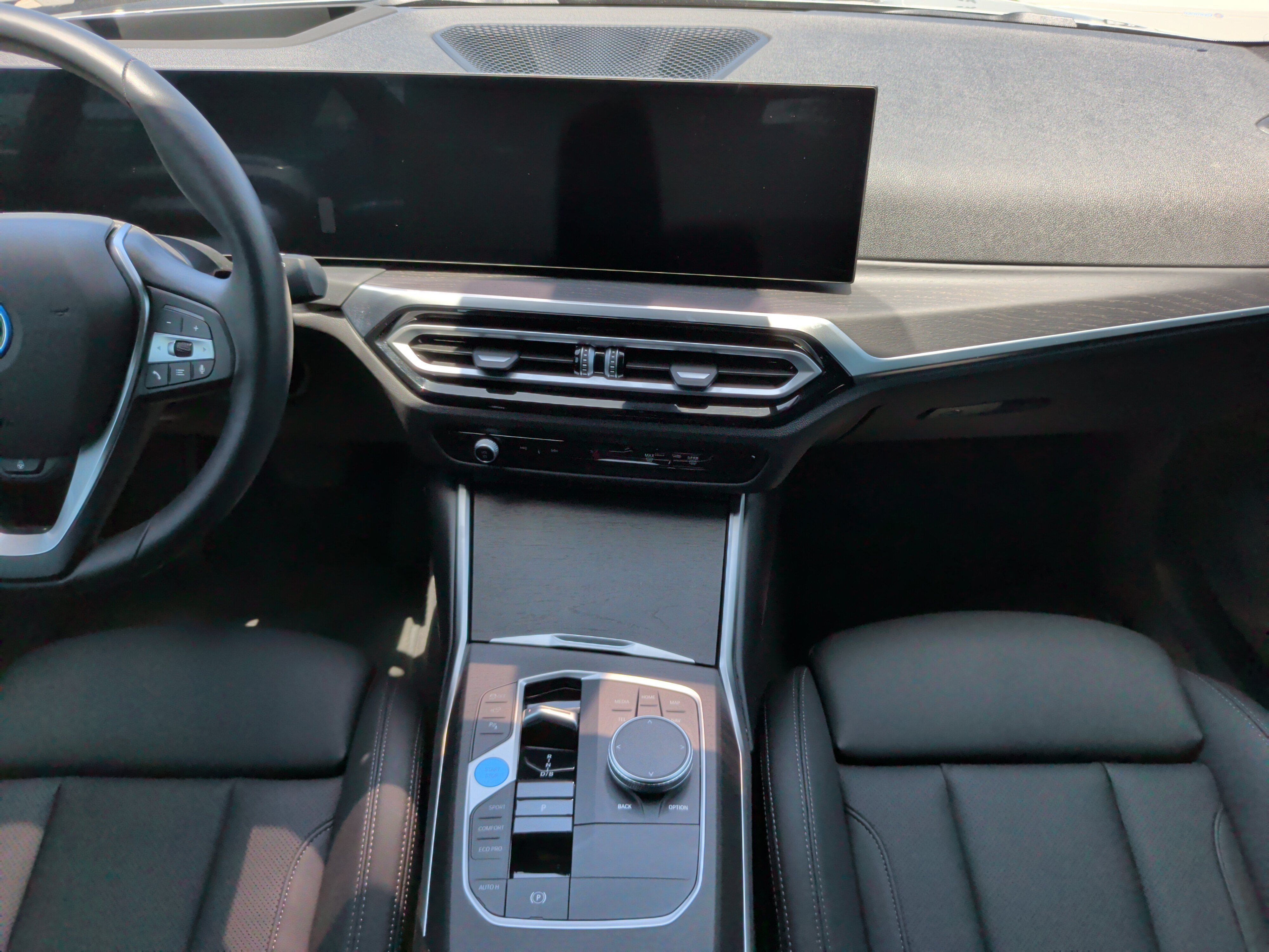 Used 2024 BMW i4 eDrive35 w/ Premium Package RWD image 33