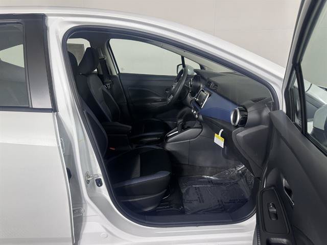 New 2025 Nissan Versa SV w/ Trunk Package FWD image 11