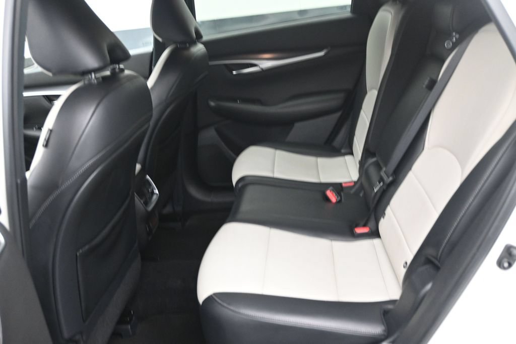 Used 2022 INFINITI QX55 Luxe w/ Cargo Package AWD/4WD image 11