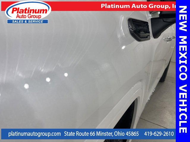 Used 2024 GMC Sierra 1500 Denali Ultimate image 35