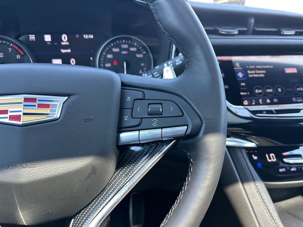 Used 2024 Cadillac XT6 Sport w/ Technology Package AWD/4WD image 22