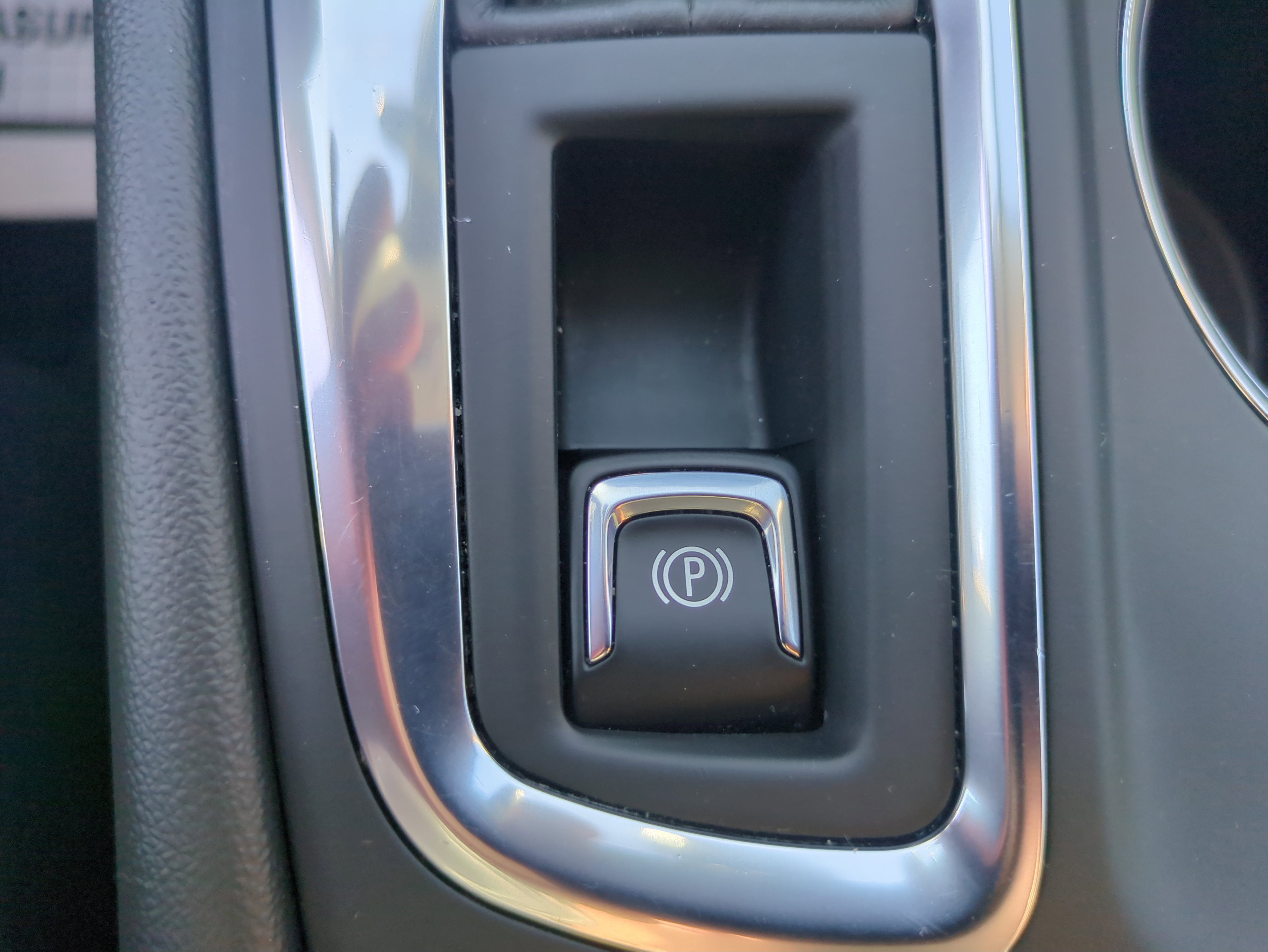 Used 2022 Chevrolet Equinox LT FWD image 23