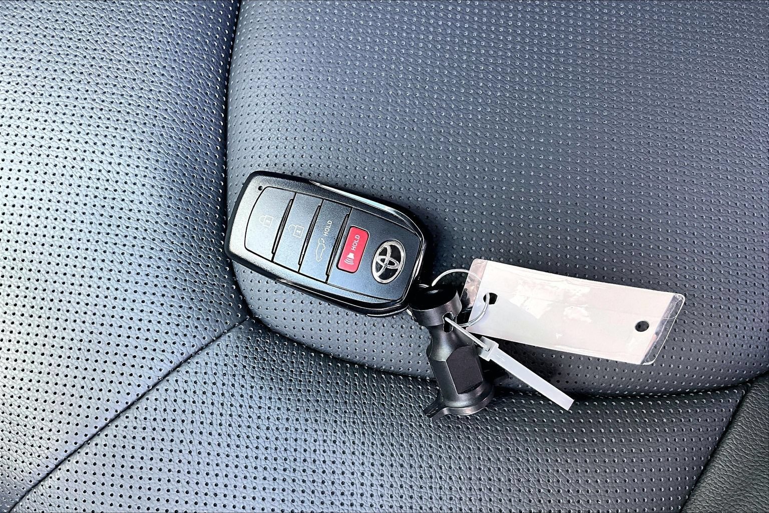 Used 2026 Toyota Grand Highlander AWD image 11