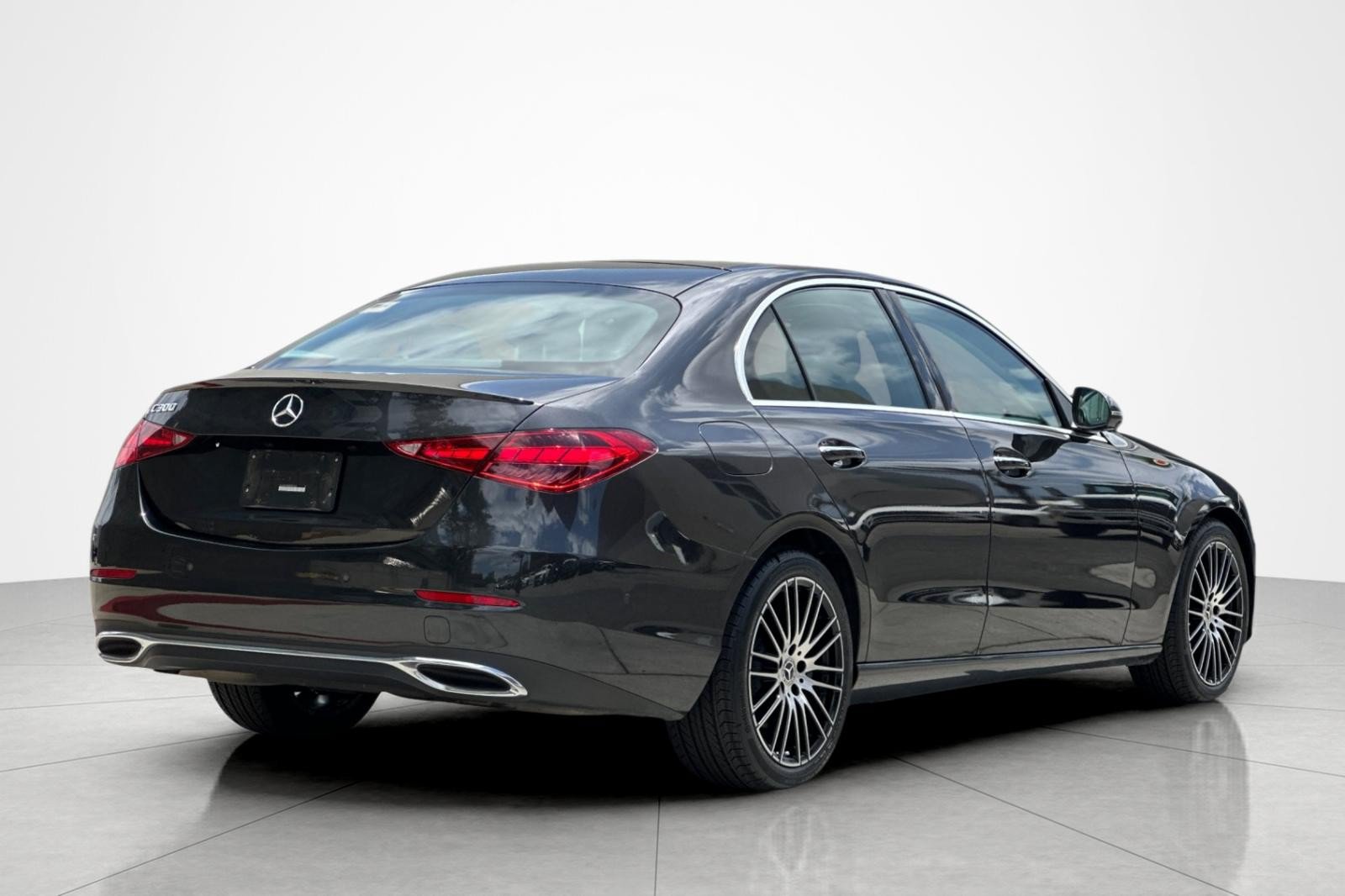 Used 2023 Mercedes-Benz C 300 Sedan image 5