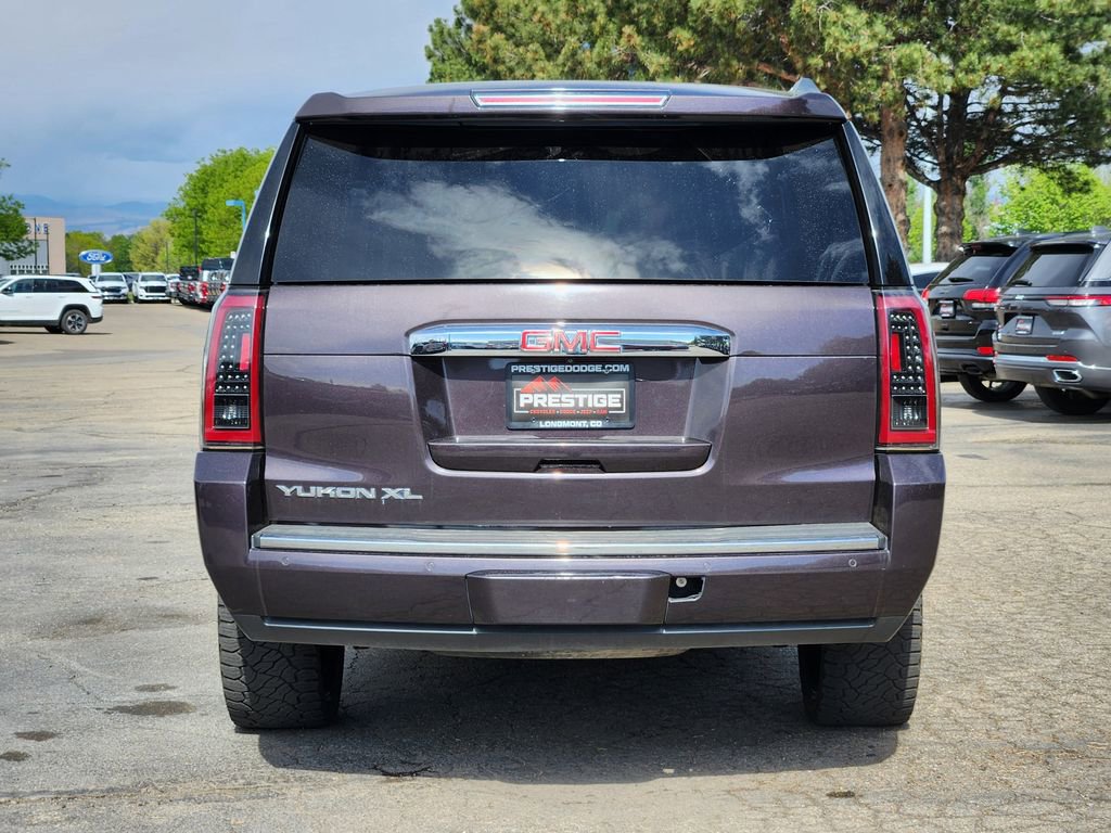Used 2015 GMC Yukon XL Denali w/ Premium Package AWD/4WD image 13