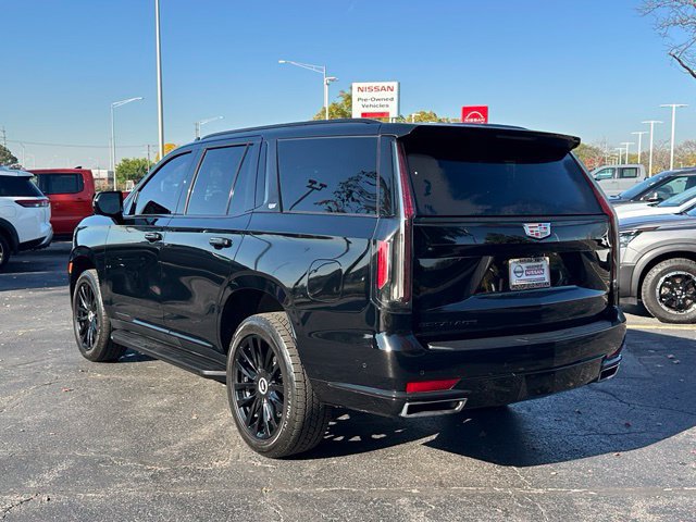 Used 2023 Cadillac Escalade Premium Luxury AWD/4WD image 5