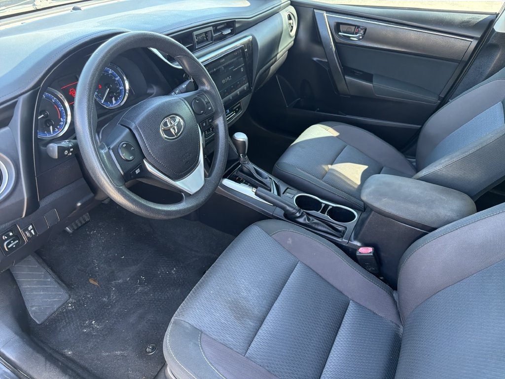 Used 2017 Toyota Corolla LE FWD image 18