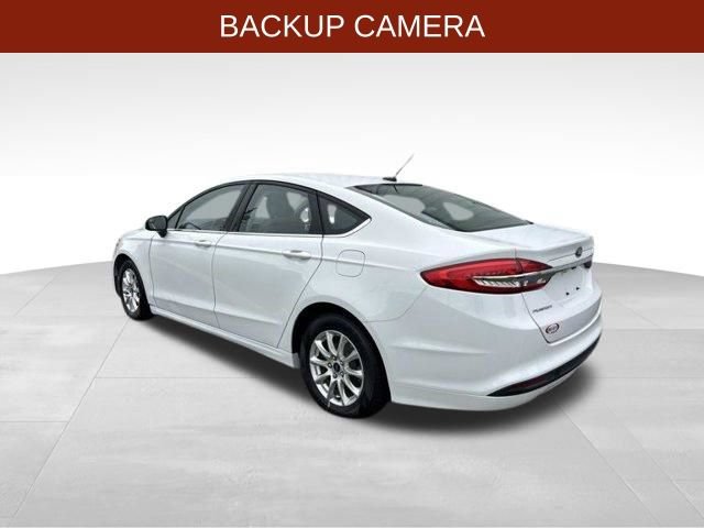 Used 2018 Ford Fusion S FWD image 5