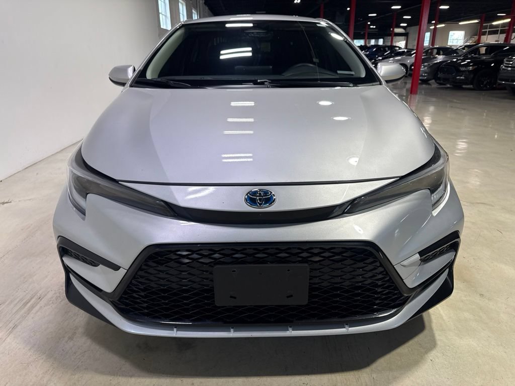 Used 2023 Toyota Corolla LE w/ LE Convenience Package FWD image 9