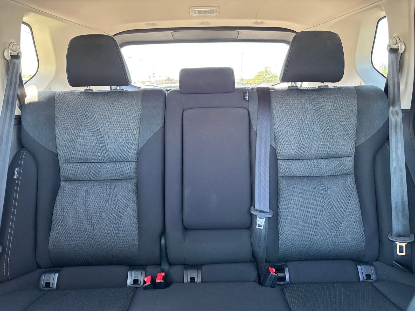 Used 2025 Nissan Rogue SV AWD/4WD image 39
