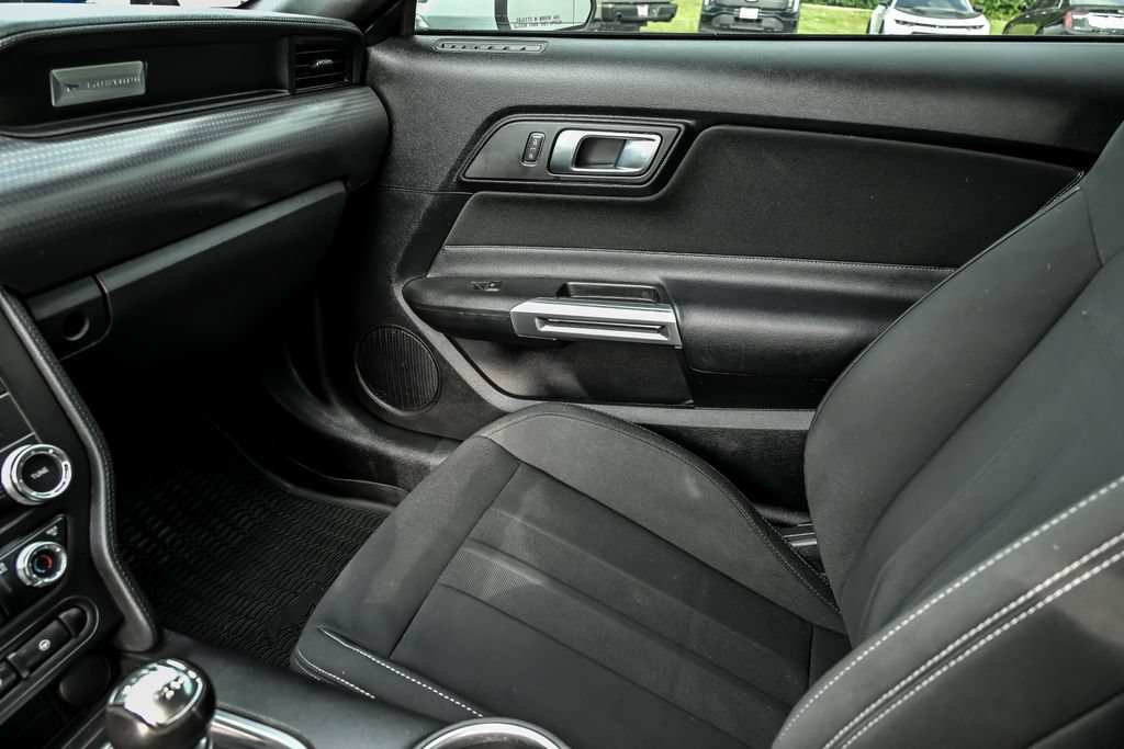 Used 2018 Ford Mustang GT w/ GT Performance Package RWD image 23