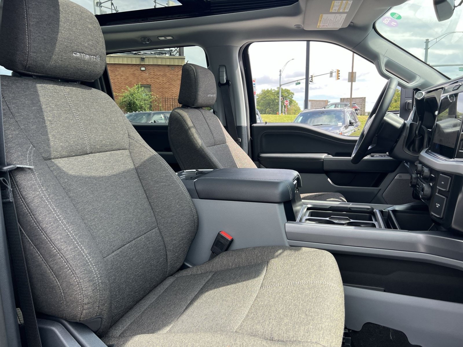 New 2027 Ford F250 XLT w/ XLT Premium Package AWD/4WD image 27