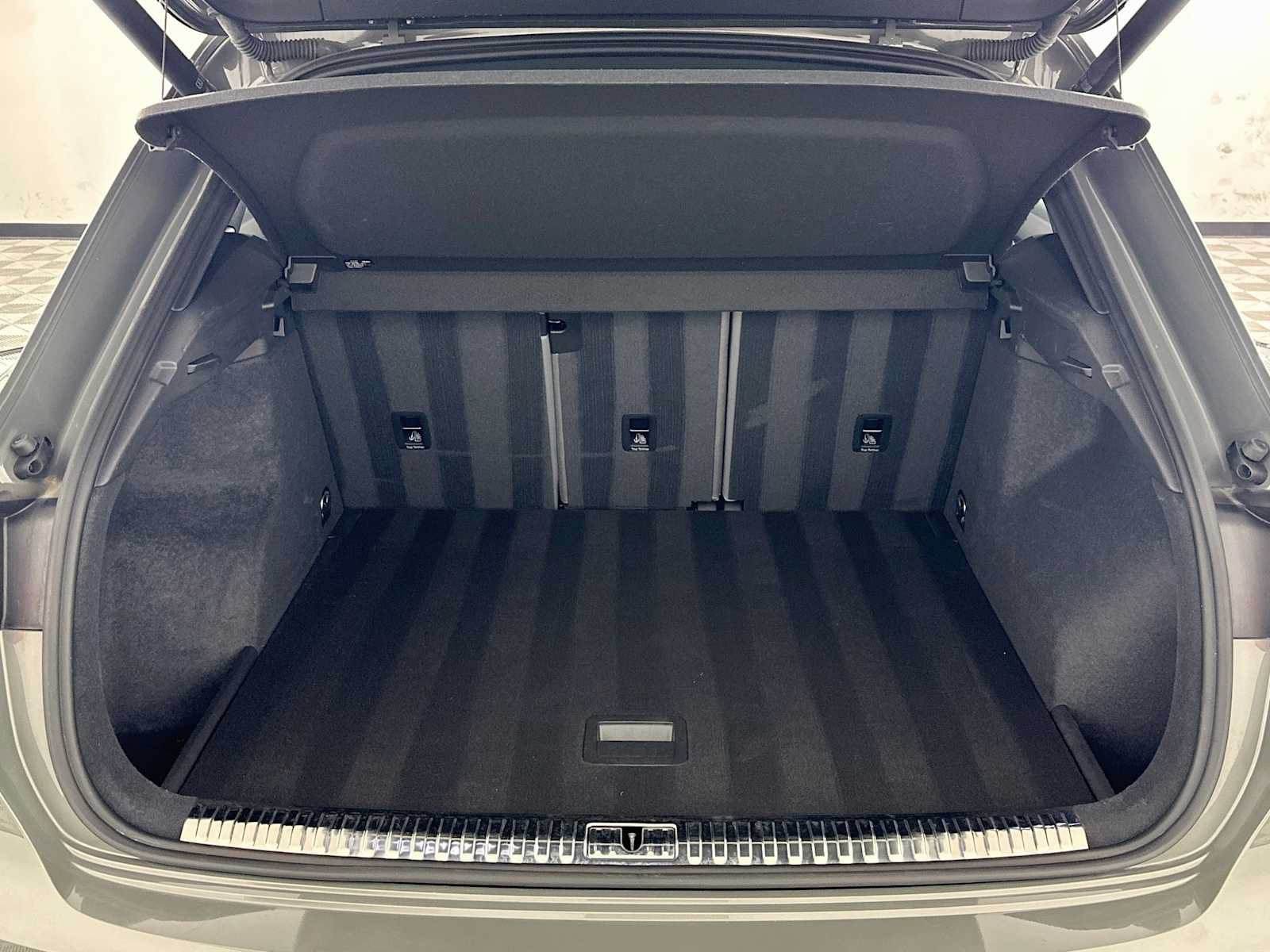 Certified 2023 Audi Q3 2.0T Premium w/ Black Optic Sport Package AWD/4WD image 24
