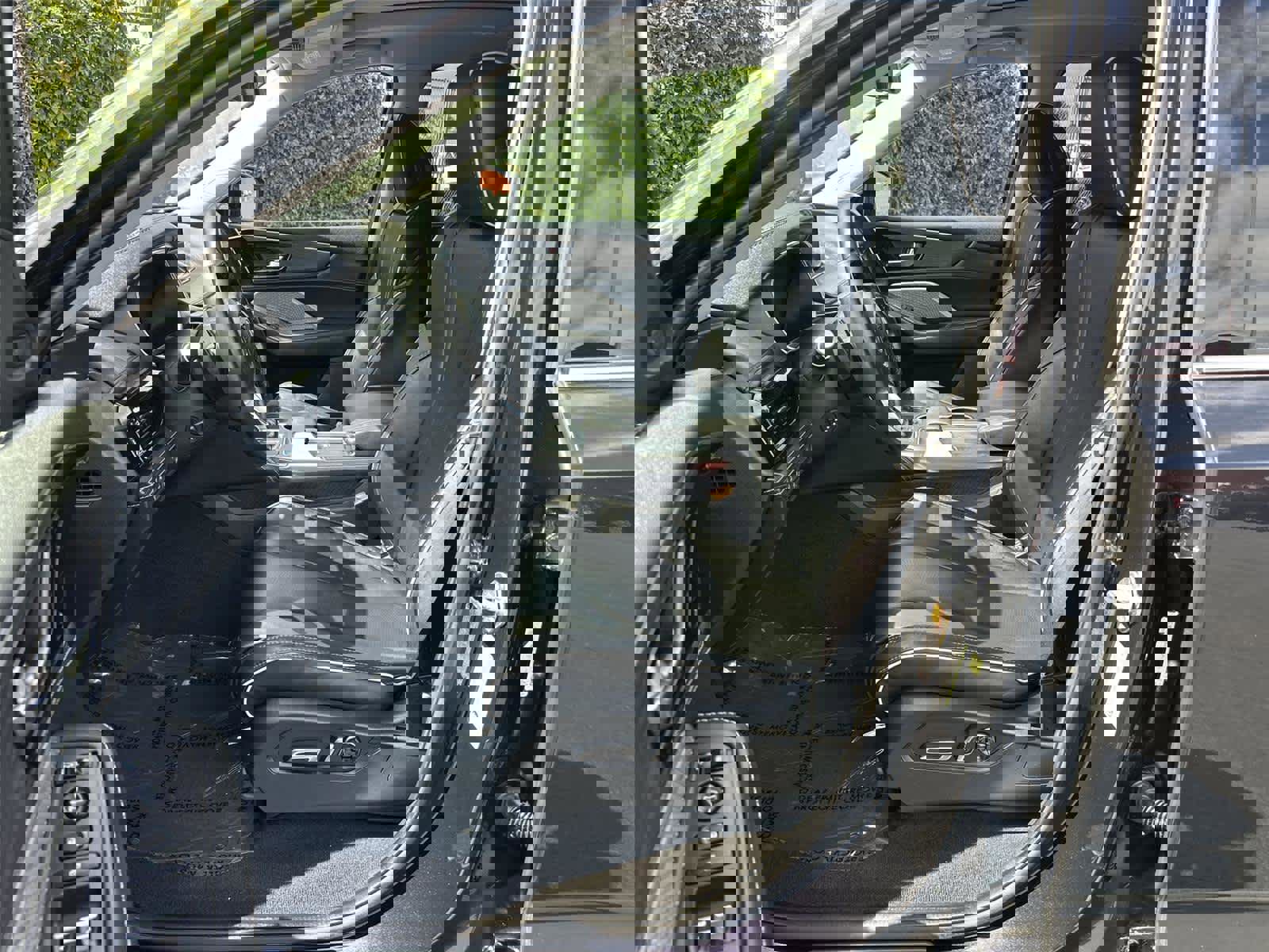 Used 2023 Acura MDX SH-AWD w/ Advance Package image 11