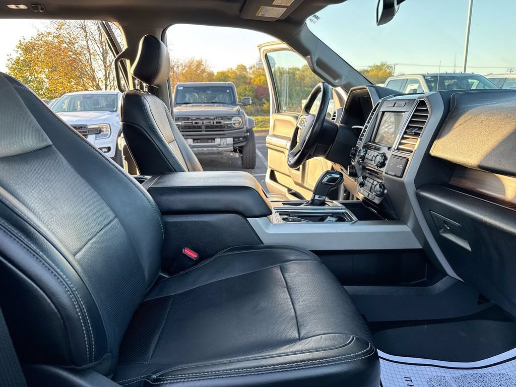 Used 2016 Ford F150 Lariat AWD/4WD image 23