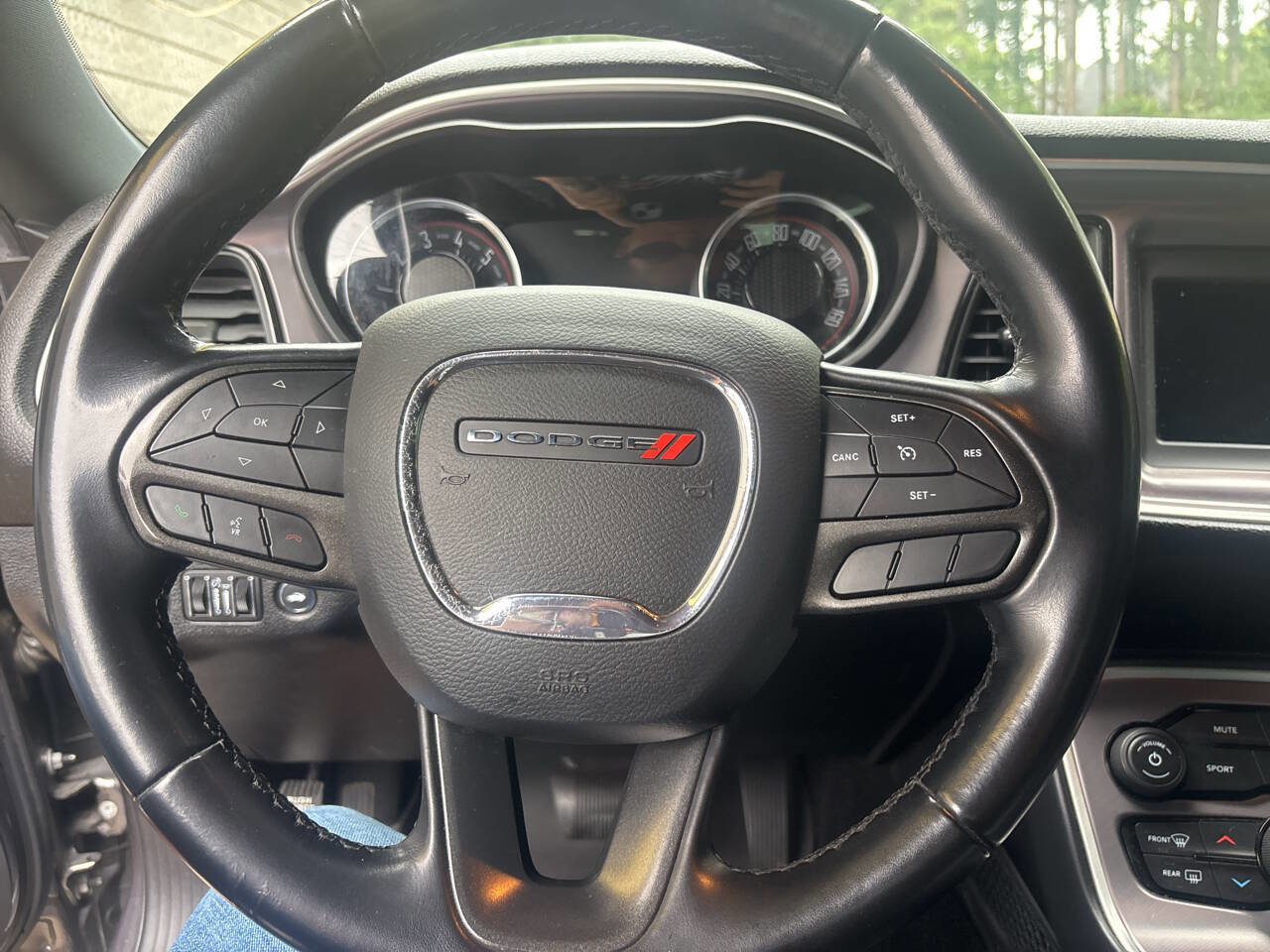 Used 2021 Dodge Challenger SXT RWD image 11