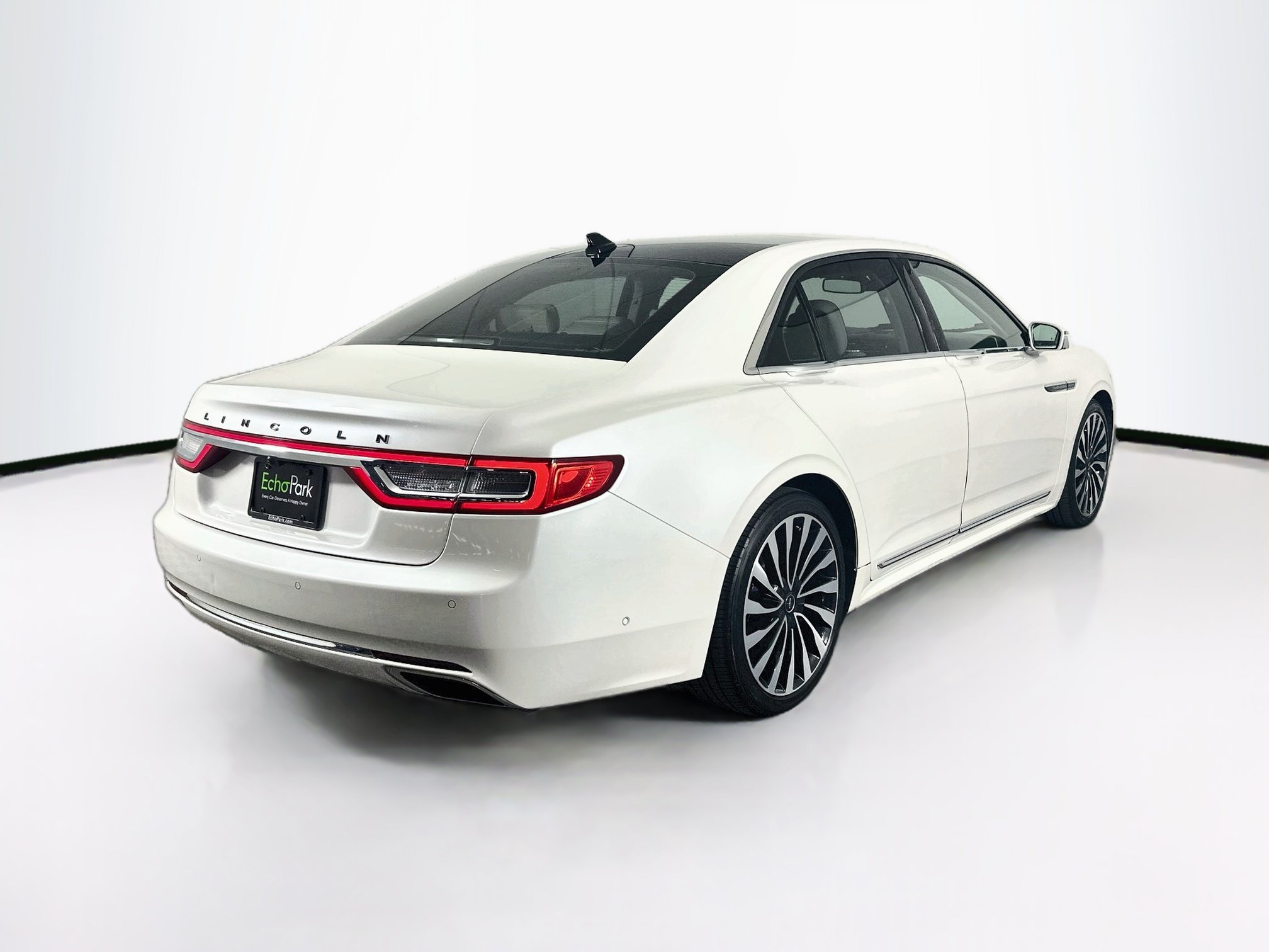 Used 2018 Lincoln Continental Black Label AWD/4WD image 9