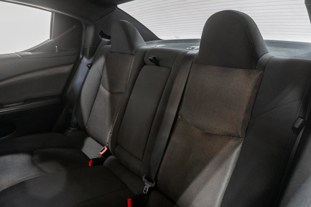 Used 2014 Dodge Avenger SE FWD image 20