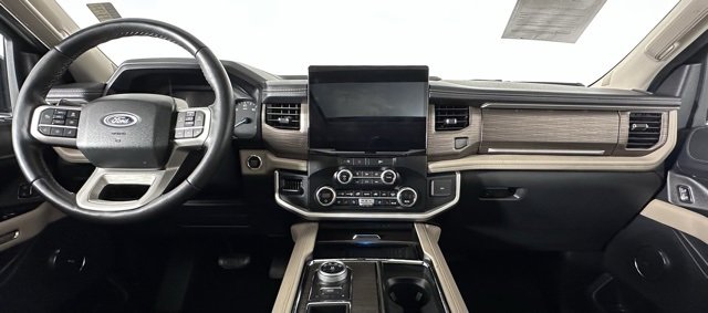Used 2024 Ford Expedition Limited image 26