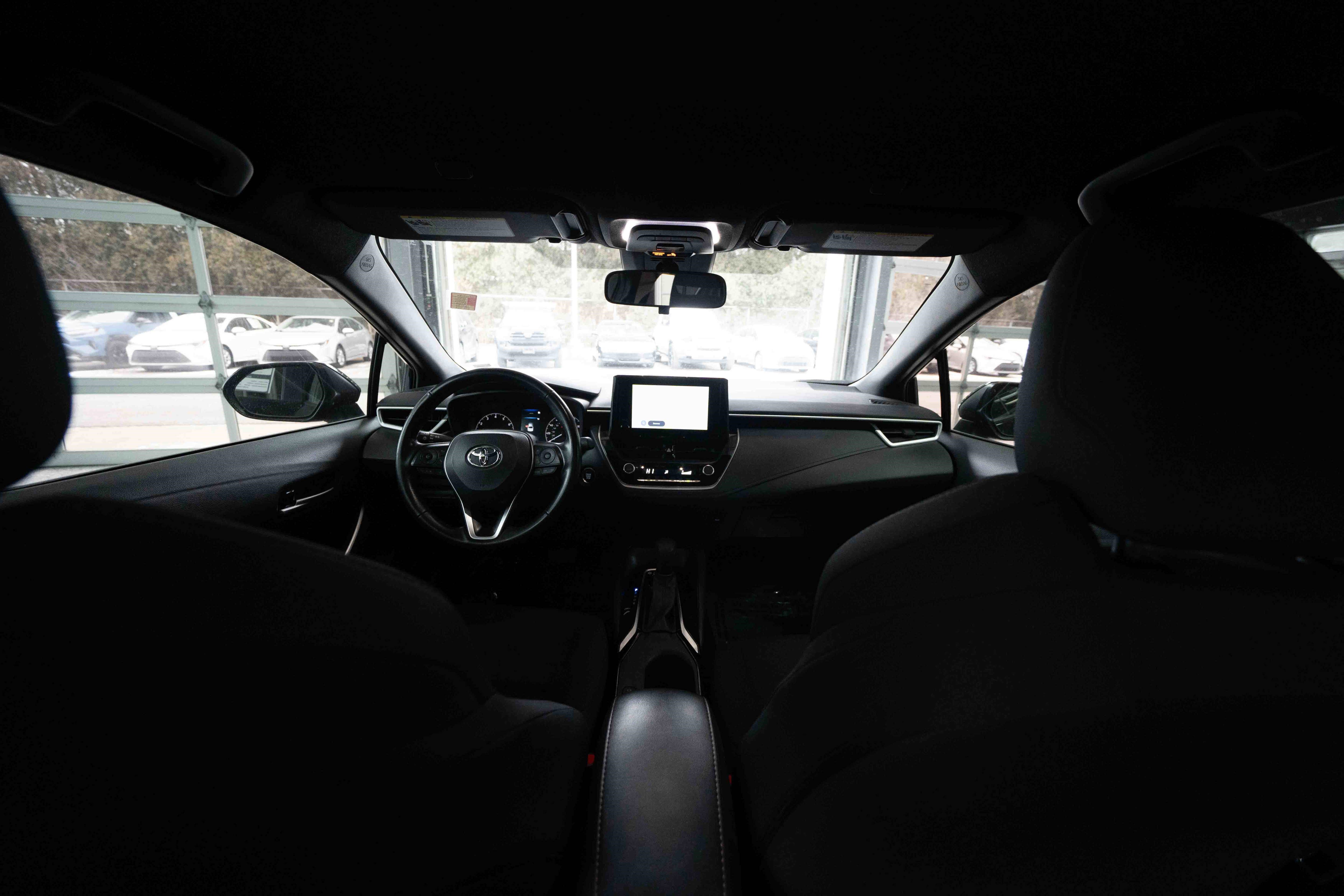 Used 2024 Toyota Corolla SE image 19