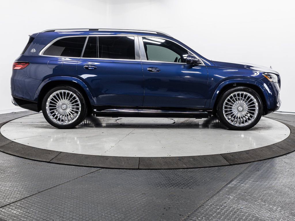 Used 2024 Mercedes-Benz Maybach GLS 600 4MATIC image 36