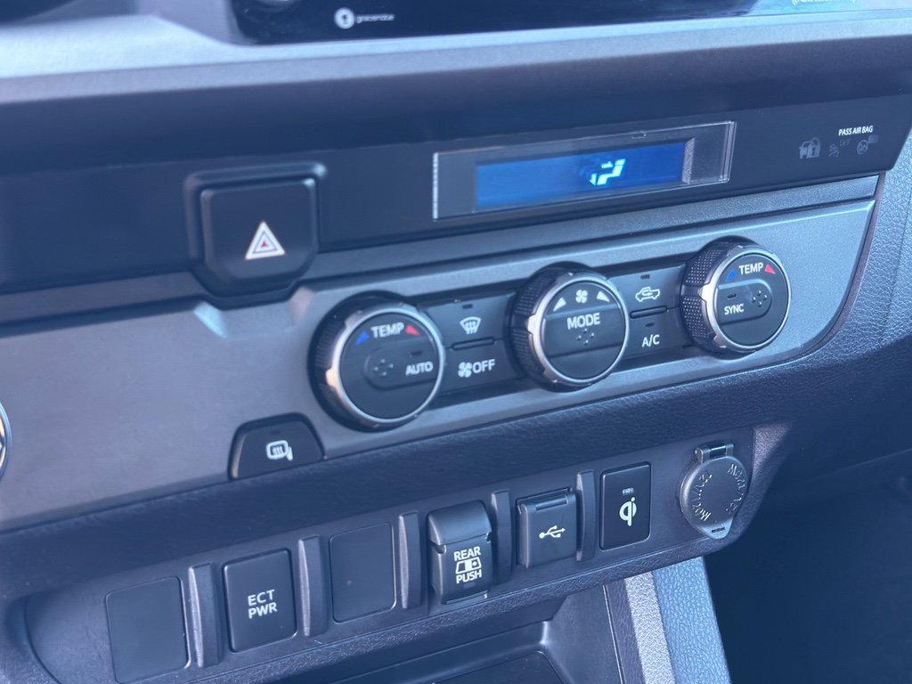 Used 2021 Toyota Tacoma TRD Sport image 28