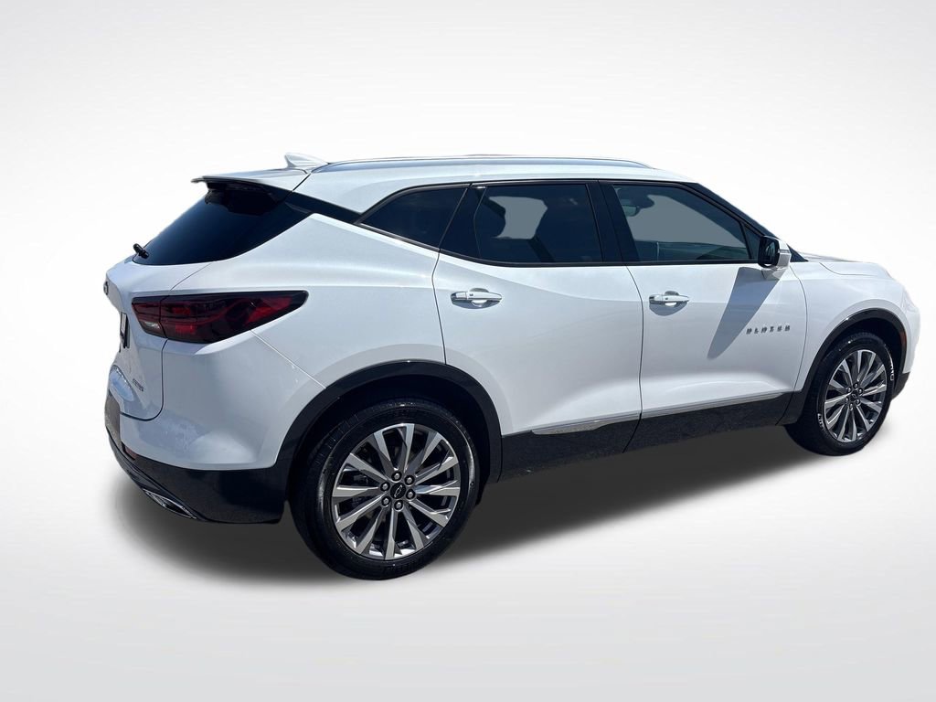 Used 2024 Chevrolet Blazer Premier w/ Driver Confidence II Package image 8