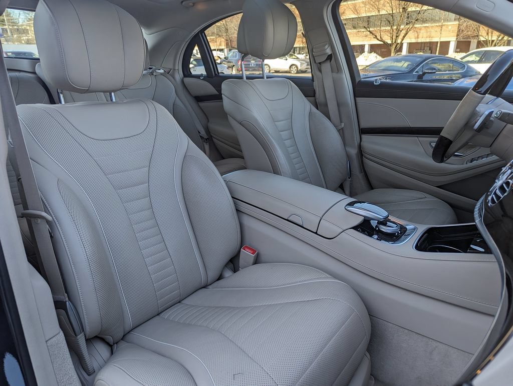 Used 2018 Mercedes-Benz S 560 4MATIC Sedan image 30